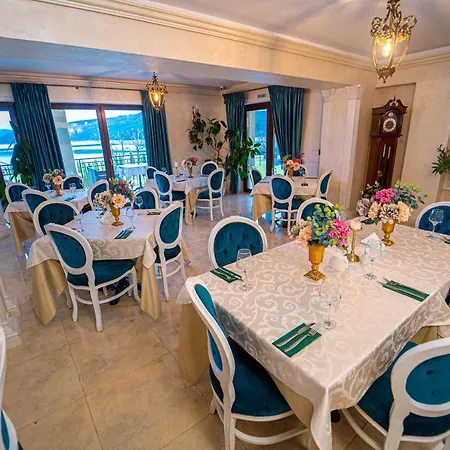 Gradinile Romane Hotel 4*