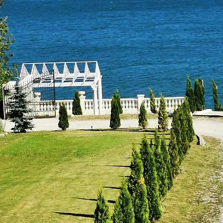 Gradinile Romane Hotel Chiriteni