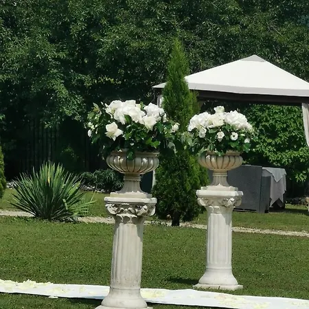 Gradinile Romane Hotel