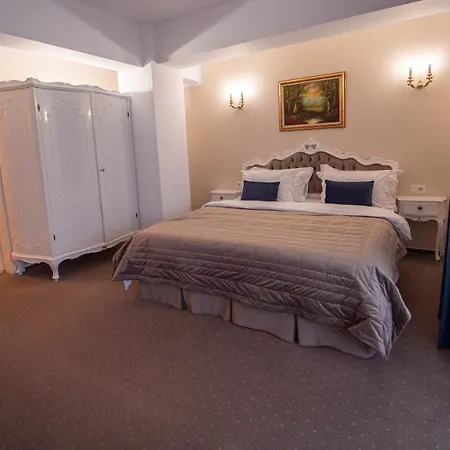 Hotel Gradinile Romane 4*