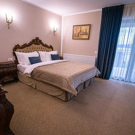 Gradinile Romane Hotel Chiriteni
