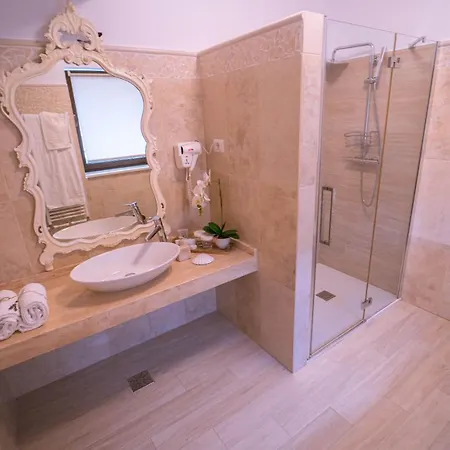 Hotel Gradinile Romane